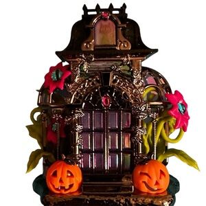 Bath & body works haunted house Halloween nightlight
